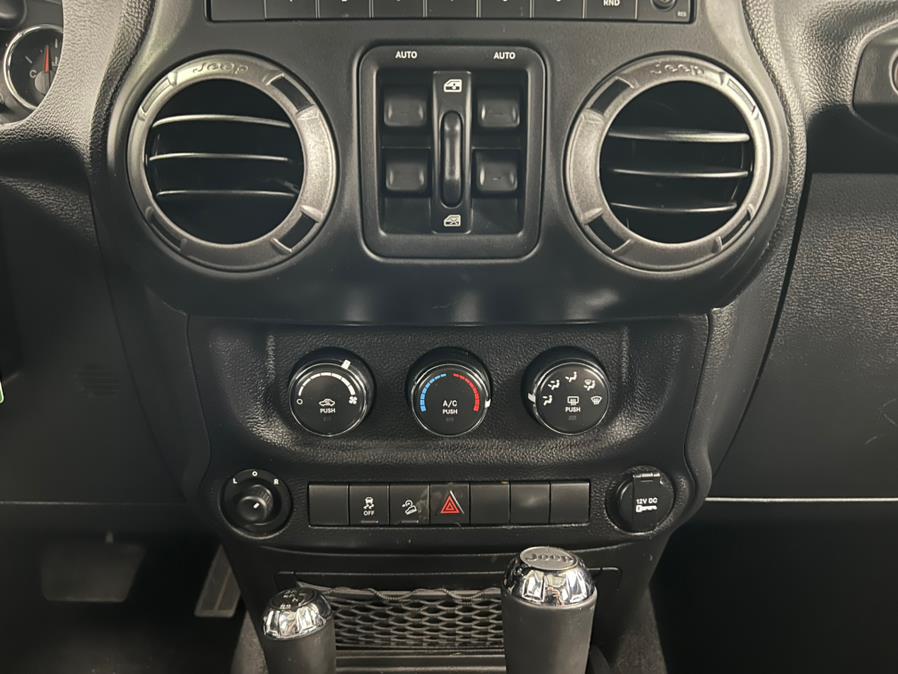 2014 Jeep Wrangler Unlimited 4WD 4dr Sport, available for sale in Elizabeth, New Jersey | M Auto Group. Elizabeth, New Jersey 2014 Jeep Wrangler Unlimited 4WD 4dr Sport, available for sale in Elizabeth, New Jersey | M Auto Group. Elizabeth, New Jersey