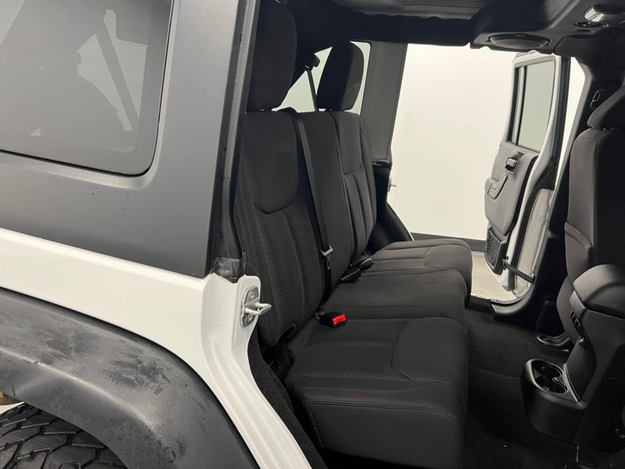 2014 Jeep Wrangler Unlimited 4WD 4dr Sport, available for sale in Elizabeth, New Jersey | M Auto Group. Elizabeth, New Jersey 2014 Jeep Wrangler Unlimited 4WD 4dr Sport, available for sale in Elizabeth, New Jersey | M Auto Group. Elizabeth, New Jersey