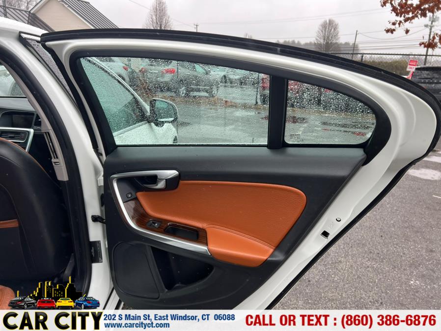 2012 Volvo S60 FWD 4dr Sdn T5 w/Moonroof, available for sale in East Windsor, Connecticut | Car City LLC. East Windsor, Connecticut 2012 Volvo S60 FWD 4dr Sdn T5 w/Moonroof, available for sale in East Windsor, Connecticut | Car City LLC. East Windsor, Connecticut