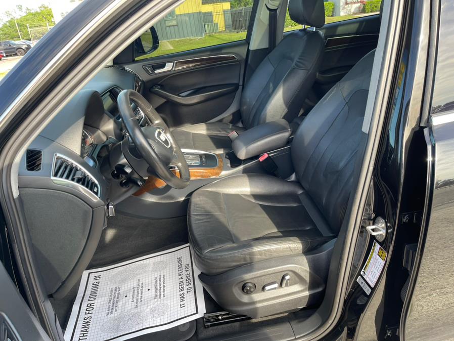 2013 Audi Q5 quattro 4dr 2.0T Premium, available for sale in Orlando, Florida | 2 Car Pros. Orlando, Florida 2013 Audi Q5 quattro 4dr 2.0T Premium, available for sale in Orlando, Florida | 2 Car Pros. Orlando, Florida