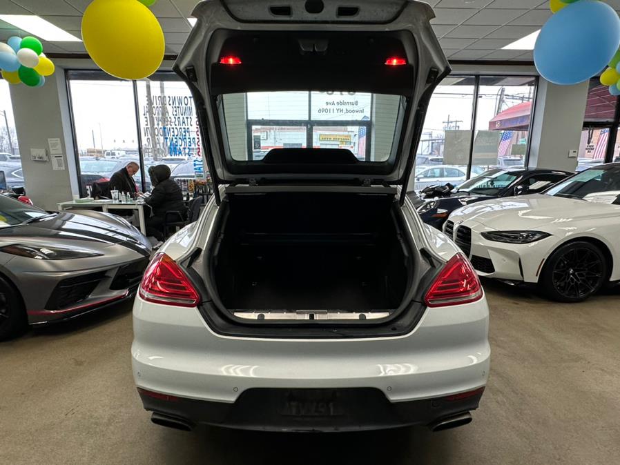 2016 Porsche Panamera 4dr HB 4, available for sale in Inwood, New York | 5 Towns Drive. Inwood, New York 2016 Porsche Panamera 4dr HB 4, available for sale in Inwood, New York | 5 Towns Drive. Inwood, New York