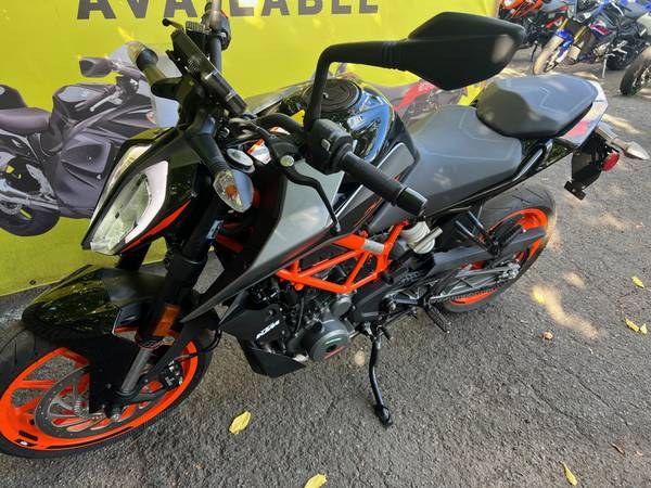 2021 KTM 390 Duke 390, available for sale in Brooklyn, New York | Autoforward Motors Inc.. Brooklyn, New York 2021 KTM 390 Duke 390, available for sale in Brooklyn, New York | Autoforward Motors Inc.. Brooklyn, New York