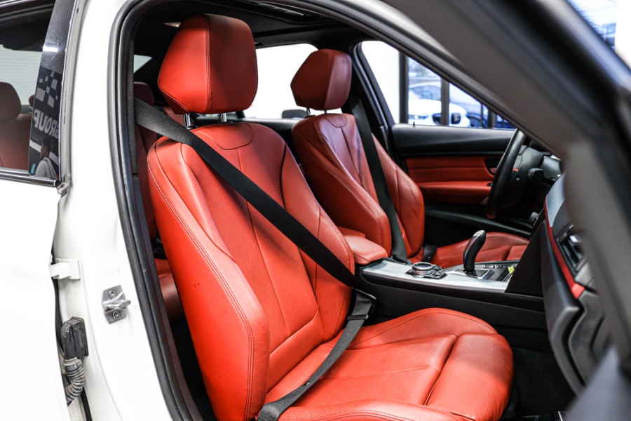 2014 BMW 3 Series 4dr Sdn 328i xDrive AWD, available for sale in ELMONT, New York | 26 Motors Long Island. ELMONT, New York 2014 BMW 3 Series 4dr Sdn 328i xDrive AWD, available for sale in ELMONT, New York | 26 Motors Long Island. ELMONT, New York