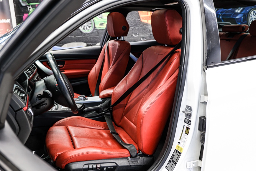 2014 BMW 3 Series 4dr Sdn 328i xDrive AWD, available for sale in ELMONT, New York | 26 Motors Long Island. ELMONT, New York 2014 BMW 3 Series 4dr Sdn 328i xDrive AWD, available for sale in ELMONT, New York | 26 Motors Long Island. ELMONT, New York