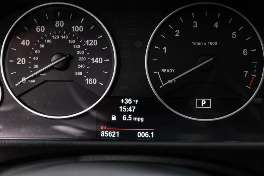 2014 BMW 3 Series 4dr Sdn 328i xDrive AWD, available for sale in ELMONT, New York | 26 Motors Long Island. ELMONT, New York 2014 BMW 3 Series 4dr Sdn 328i xDrive AWD, available for sale in ELMONT, New York | 26 Motors Long Island. ELMONT, New York