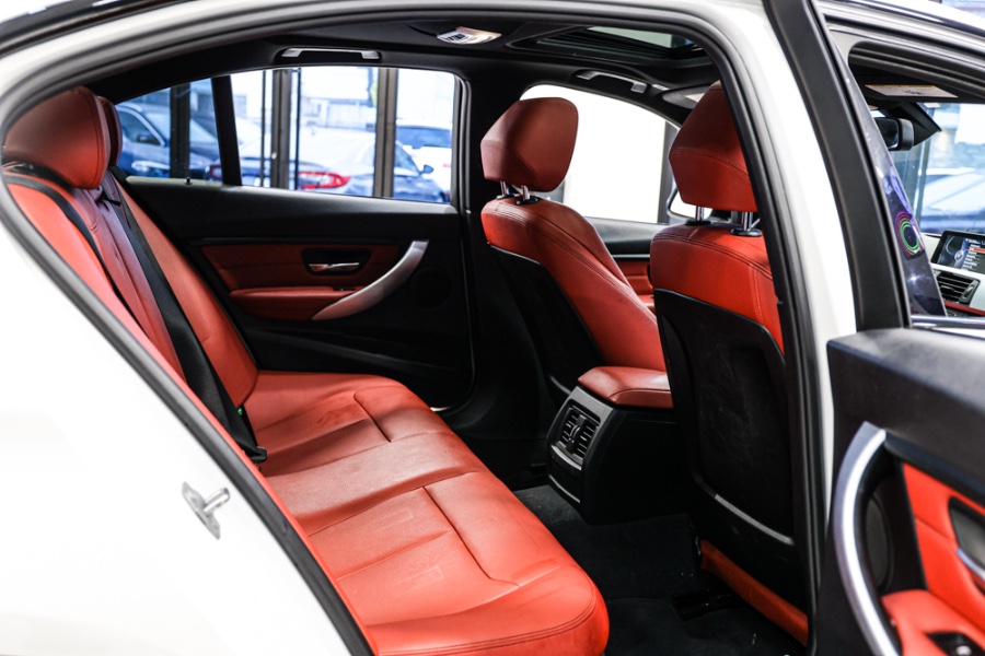 2014 BMW 3 Series 4dr Sdn 328i xDrive AWD, available for sale in ELMONT, New York | 26 Motors Long Island. ELMONT, New York 2014 BMW 3 Series 4dr Sdn 328i xDrive AWD, available for sale in ELMONT, New York | 26 Motors Long Island. ELMONT, New York