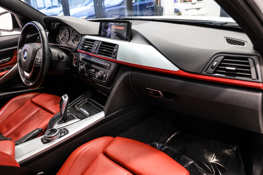 2014 BMW 3 Series 4dr Sdn 328i xDrive AWD, available for sale in ELMONT, New York | 26 Motors Long Island. ELMONT, New York 2014 BMW 3 Series 4dr Sdn 328i xDrive AWD, available for sale in ELMONT, New York | 26 Motors Long Island. ELMONT, New York