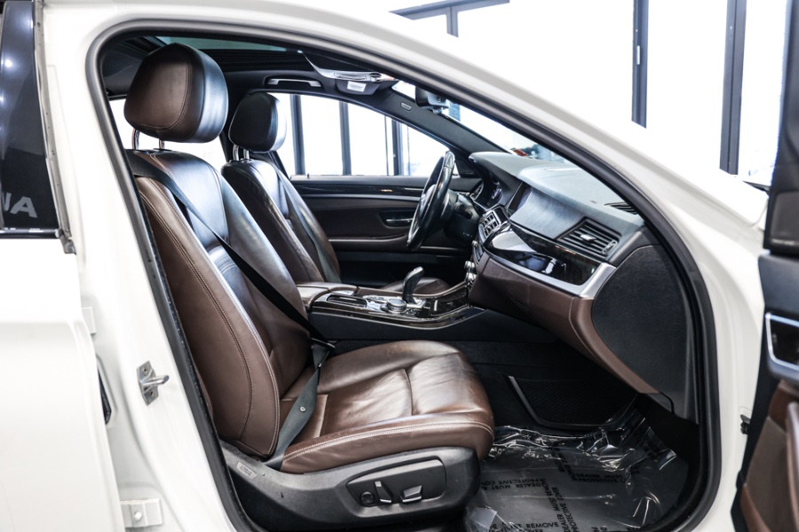 2016 BMW 5 Series 4dr Sdn 535i RWD, available for sale in ELMONT, New York | 26 Motors Long Island. ELMONT, New York 2016 BMW 5 Series 4dr Sdn 535i RWD, available for sale in ELMONT, New York | 26 Motors Long Island. ELMONT, New York