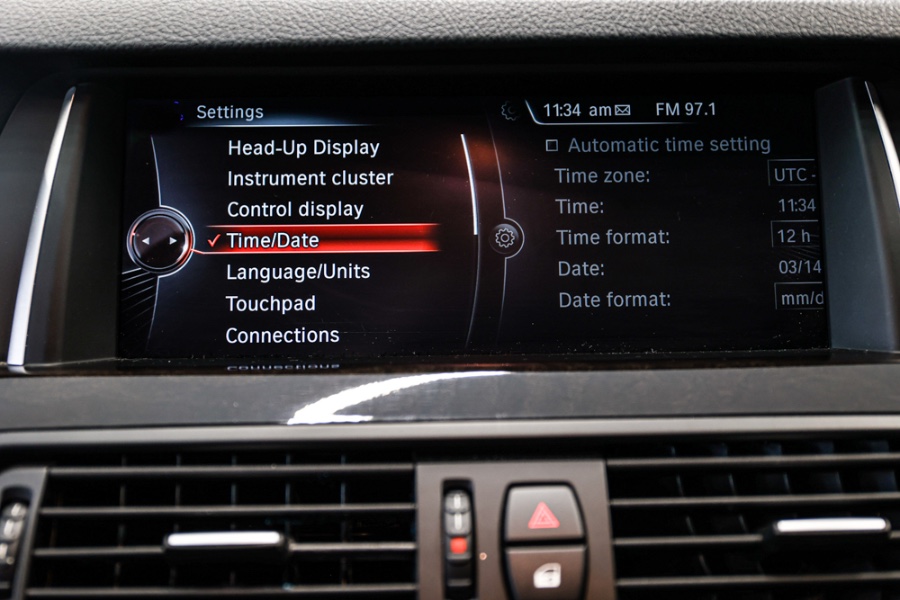 2016 BMW 5 Series 4dr Sdn 535i RWD, available for sale in ELMONT, New York | 26 Motors Long Island. ELMONT, New York 2016 BMW 5 Series 4dr Sdn 535i RWD, available for sale in ELMONT, New York | 26 Motors Long Island. ELMONT, New York