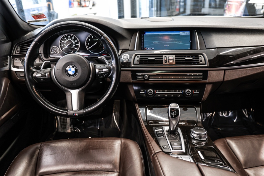 2016 BMW 5 Series 4dr Sdn 535i RWD, available for sale in ELMONT, New York | 26 Motors Long Island. ELMONT, New York 2016 BMW 5 Series 4dr Sdn 535i RWD, available for sale in ELMONT, New York | 26 Motors Long Island. ELMONT, New York