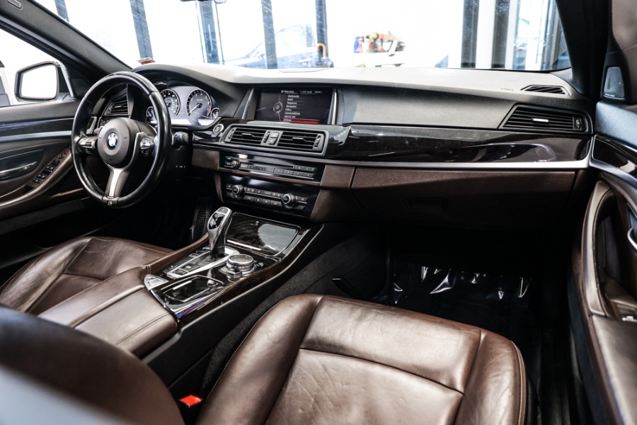 2016 BMW 5 Series 4dr Sdn 535i RWD, available for sale in ELMONT, New York | 26 Motors Long Island. ELMONT, New York 2016 BMW 5 Series 4dr Sdn 535i RWD, available for sale in ELMONT, New York | 26 Motors Long Island. ELMONT, New York