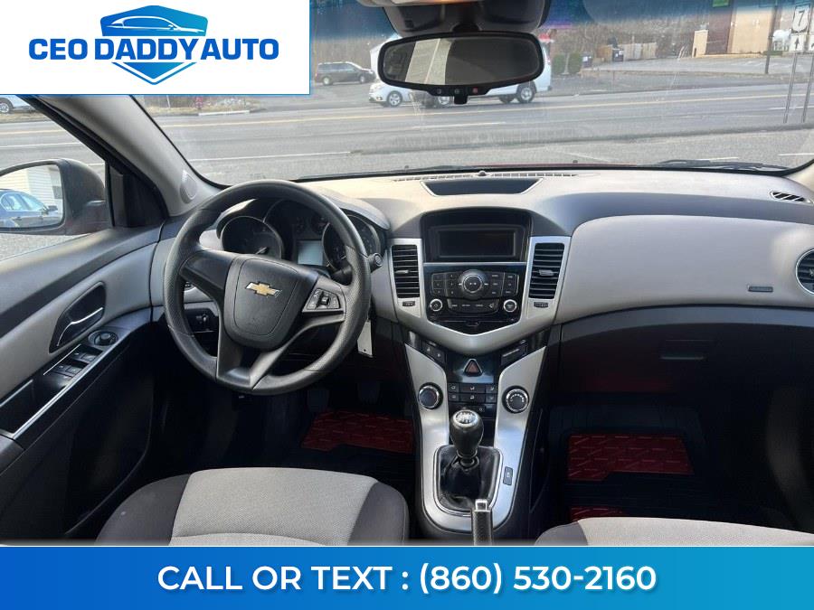 2014 Chevrolet Cruze 4dr Sdn Man LS, available for sale in Online only, Connecticut | CEO DADDY AUTO. Online only, Connecticut 2014 Chevrolet Cruze 4dr Sdn Man LS, available for sale in Online only, Connecticut | CEO DADDY AUTO. Online only, Connecticut
