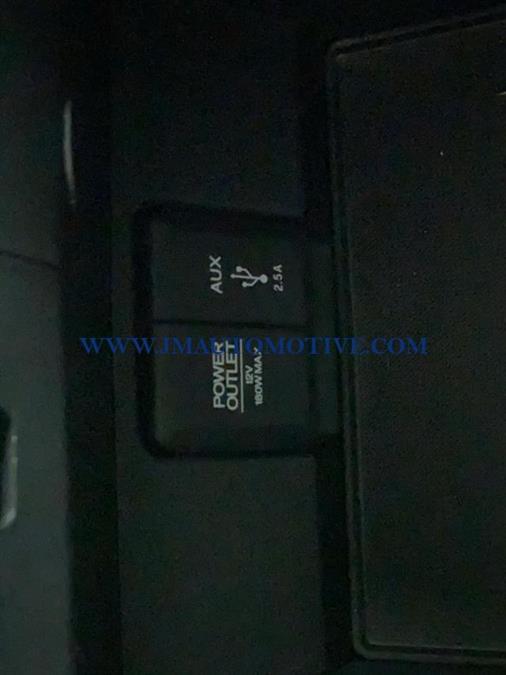 2016 Honda Pilot AWD 4dr EX-L w/Navi, available for sale in Naugatuck, Connecticut | J&M Automotive Sls&Svc LLC. Naugatuck, Connecticut 2016 Honda Pilot AWD 4dr EX-L w/Navi, available for sale in Naugatuck, Connecticut | J&M Automotive Sls&Svc LLC. Naugatuck, Connecticut
