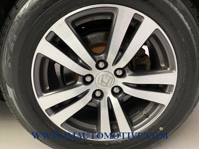 2016 Honda Pilot AWD 4dr EX-L w/Navi, available for sale in Naugatuck, Connecticut | J&M Automotive Sls&Svc LLC. Naugatuck, Connecticut 2016 Honda Pilot AWD 4dr EX-L w/Navi, available for sale in Naugatuck, Connecticut | J&M Automotive Sls&Svc LLC. Naugatuck, Connecticut