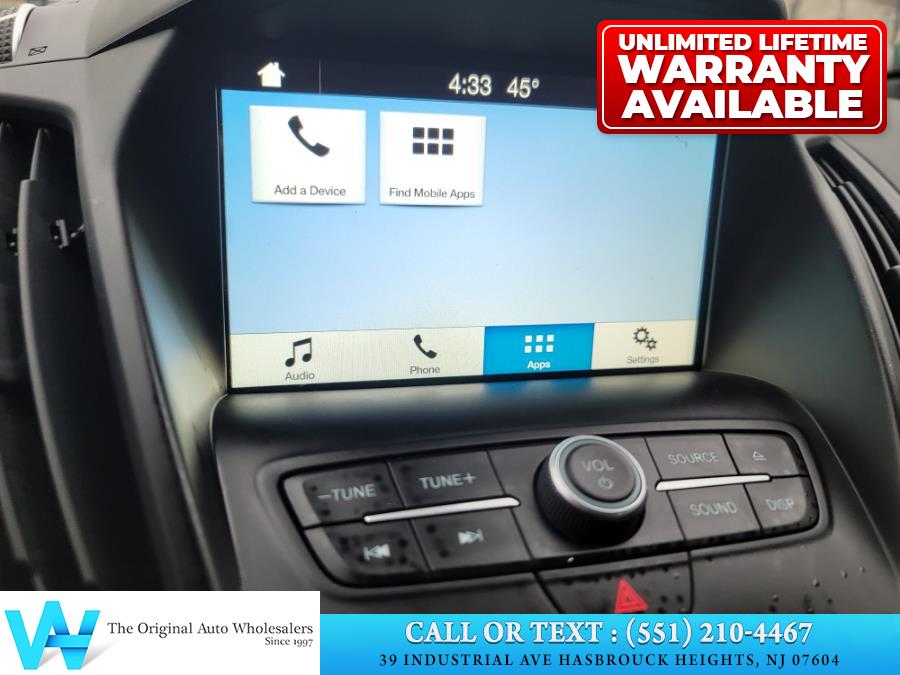 2018 Ford Escape SE 4WD, available for sale in Hasbrouck Heights, New Jersey | AW Auto & Truck Wholesalers, Inc. Hasbrouck Heights, New Jersey 2018 Ford Escape SE 4WD, available for sale in Hasbrouck Heights, New Jersey | AW Auto & Truck Wholesalers, Inc. Hasbrouck Heights, New Jersey