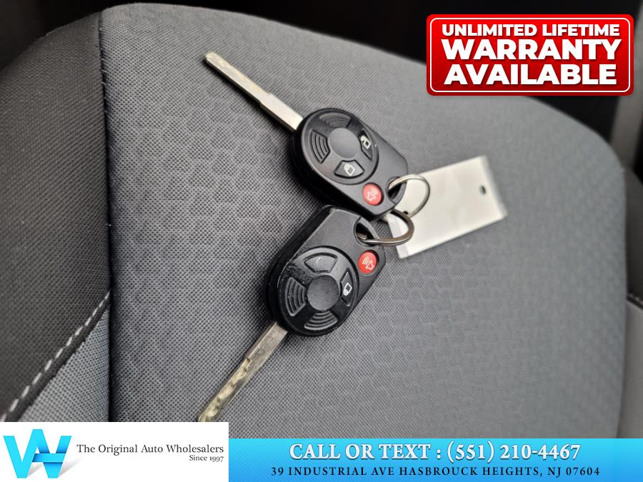 2018 Ford Escape SE 4WD, available for sale in Hasbrouck Heights, New Jersey | AW Auto & Truck Wholesalers, Inc. Hasbrouck Heights, New Jersey 2018 Ford Escape SE 4WD, available for sale in Hasbrouck Heights, New Jersey | AW Auto & Truck Wholesalers, Inc. Hasbrouck Heights, New Jersey