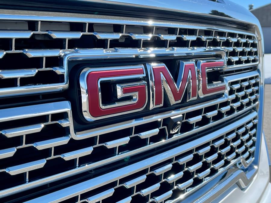 2019 GMC Sierra 1500 4WD Crew Cab 147" Denali, available for sale in Darien, Wisconsin | Geneva Motor Cars. Darien, Wisconsin 2019 GMC Sierra 1500 4WD Crew Cab 147" Denali, available for sale in Darien, Wisconsin | Geneva Motor Cars. Darien, Wisconsin