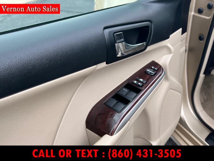 2012 Toyota Camry 4dr Sdn V6 Auto XLE (Natl), available for sale in Manchester, Connecticut | Vernon Auto Sale & Service. Manchester, Connecticut 2012 Toyota Camry 4dr Sdn V6 Auto XLE (Natl), available for sale in Manchester, Connecticut | Vernon Auto Sale & Service. Manchester, Connecticut