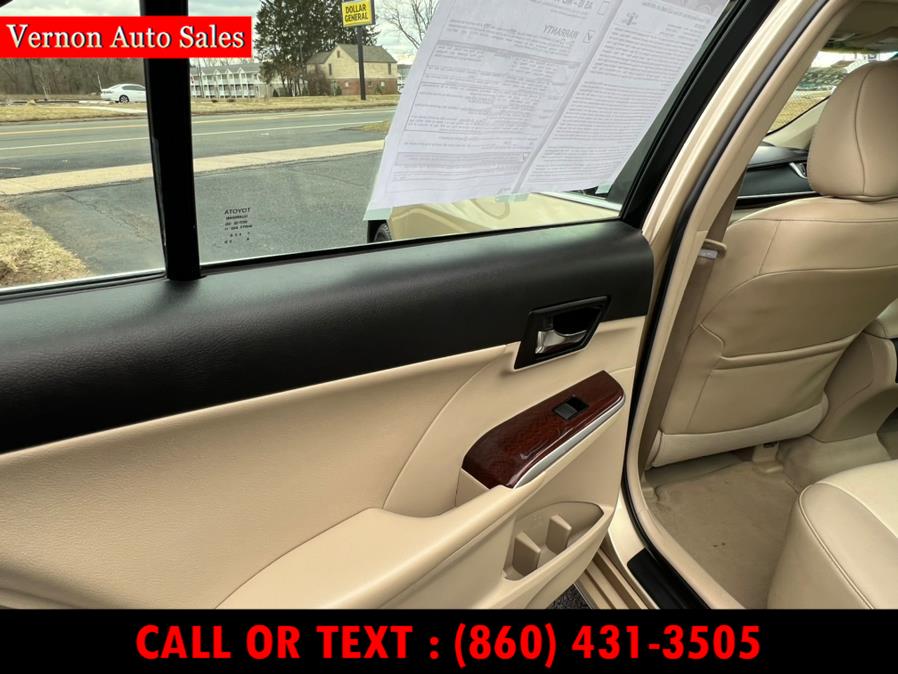 2012 Toyota Camry 4dr Sdn V6 Auto XLE (Natl), available for sale in Manchester, Connecticut | Vernon Auto Sale & Service. Manchester, Connecticut 2012 Toyota Camry 4dr Sdn V6 Auto XLE (Natl), available for sale in Manchester, Connecticut | Vernon Auto Sale & Service. Manchester, Connecticut