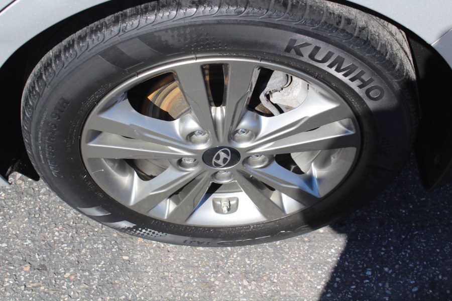 2018 Hyundai Elantra SEL 2.0L Auto SULEV (Alabama), available for sale in Deer Park, New York | Car Tec Enterprise Leasing & Sales LLC. Deer Park, New York 2018 Hyundai Elantra SEL 2.0L Auto SULEV (Alabama), available for sale in Deer Park, New York | Car Tec Enterprise Leasing & Sales LLC. Deer Park, New York