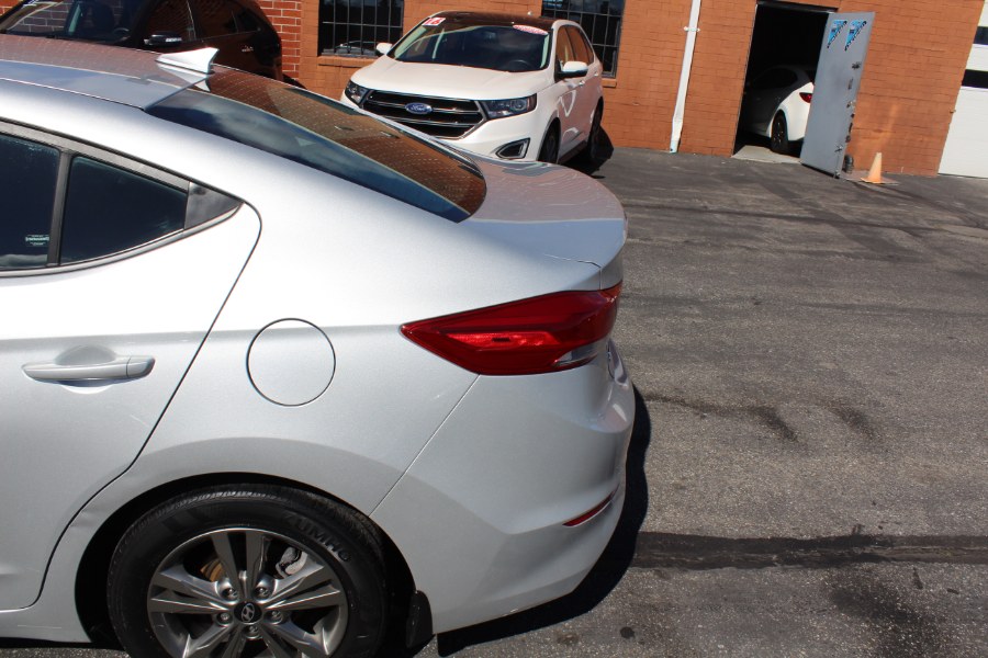2018 Hyundai Elantra SEL 2.0L Auto SULEV (Alabama), available for sale in Deer Park, New York | Car Tec Enterprise Leasing & Sales LLC. Deer Park, New York 2018 Hyundai Elantra SEL 2.0L Auto SULEV (Alabama), available for sale in Deer Park, New York | Car Tec Enterprise Leasing & Sales LLC. Deer Park, New York
