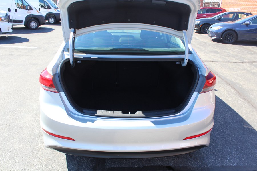 2018 Hyundai Elantra SEL 2.0L Auto SULEV (Alabama), available for sale in Deer Park, New York | Car Tec Enterprise Leasing & Sales LLC. Deer Park, New York 2018 Hyundai Elantra SEL 2.0L Auto SULEV (Alabama), available for sale in Deer Park, New York | Car Tec Enterprise Leasing & Sales LLC. Deer Park, New York