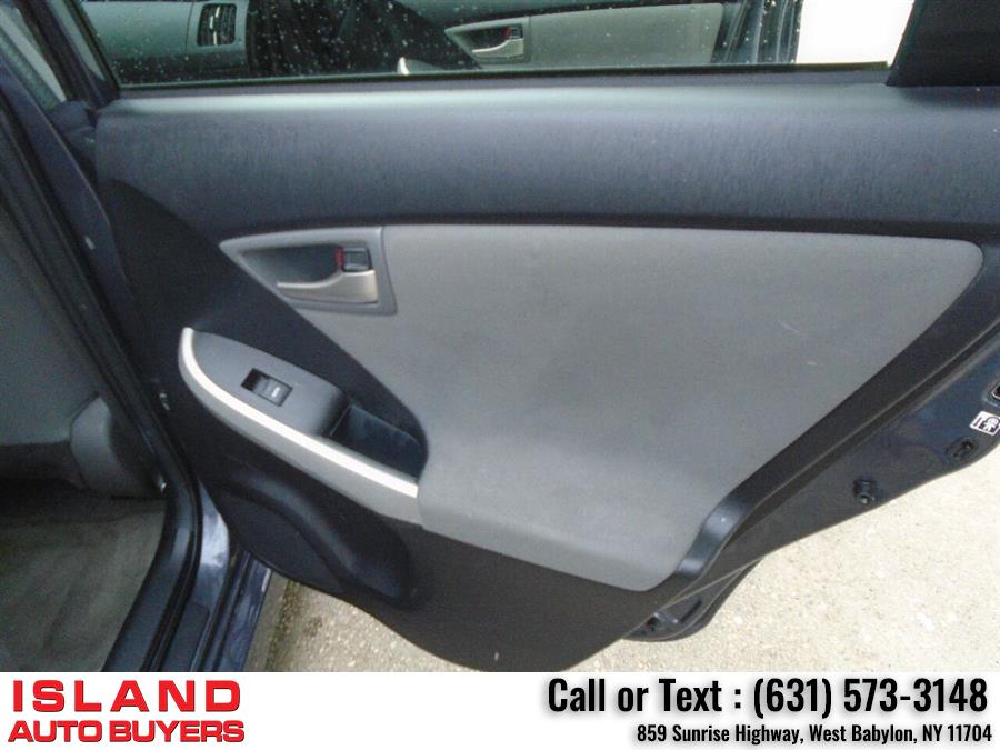 2014 Toyota Prius Three 4dr Hatchback, available for sale in West Babylon, New York | Island Auto Buyers. West Babylon, New York 2014 Toyota Prius Three 4dr Hatchback, available for sale in West Babylon, New York | Island Auto Buyers. West Babylon, New York
