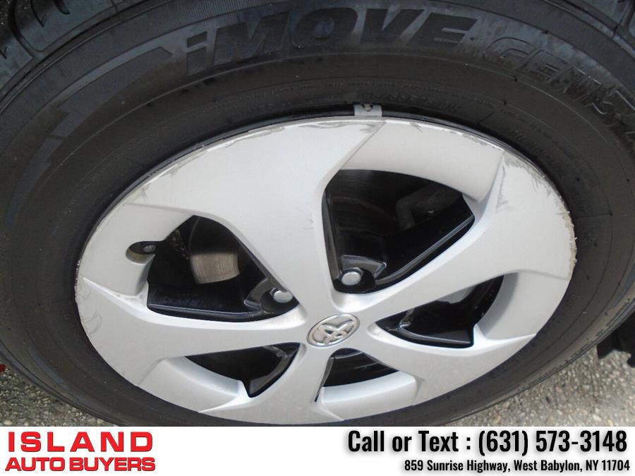 2014 Toyota Prius Three 4dr Hatchback, available for sale in West Babylon, New York | Island Auto Buyers. West Babylon, New York 2014 Toyota Prius Three 4dr Hatchback, available for sale in West Babylon, New York | Island Auto Buyers. West Babylon, New York