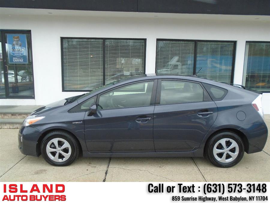 2014 Toyota Prius Three 4dr Hatchback, available for sale in West Babylon, New York | Island Auto Buyers. West Babylon, New York 2014 Toyota Prius Three 4dr Hatchback, available for sale in West Babylon, New York | Island Auto Buyers. West Babylon, New York