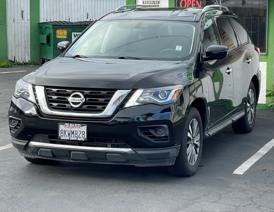 2019 Nissan Pathfinder FWD SV, available for sale in Corona, California | Green Light Auto. Corona, California 2019 Nissan Pathfinder FWD SV, available for sale in Corona, California | Green Light Auto. Corona, California