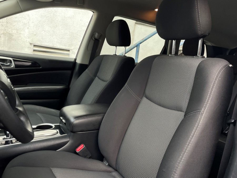 2019 Nissan Pathfinder FWD SV, available for sale in Corona, California | Green Light Auto. Corona, California 2019 Nissan Pathfinder FWD SV, available for sale in Corona, California | Green Light Auto. Corona, California