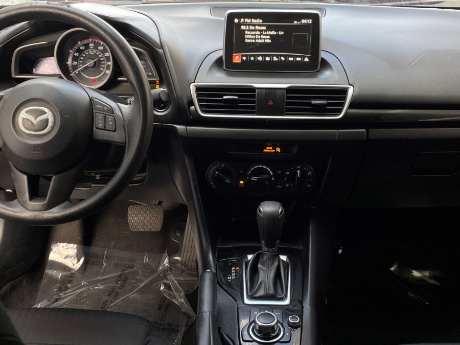 2015 Mazda Mazda3 4dr Sdn Auto i Sport, available for sale in Corona, California | Green Light Auto. Corona, California 2015 Mazda Mazda3 4dr Sdn Auto i Sport, available for sale in Corona, California | Green Light Auto. Corona, California