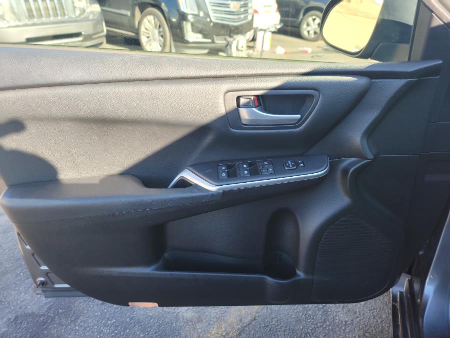 2015 Toyota Camry 4dr Sdn I4 Auto LE (Natl), available for sale in Philadelphia, Pennsylvania | Eugen's Auto Sales & Repairs. Philadelphia, Pennsylvania 2015 Toyota Camry 4dr Sdn I4 Auto LE (Natl), available for sale in Philadelphia, Pennsylvania | Eugen's Auto Sales & Repairs. Philadelphia, Pennsylvania