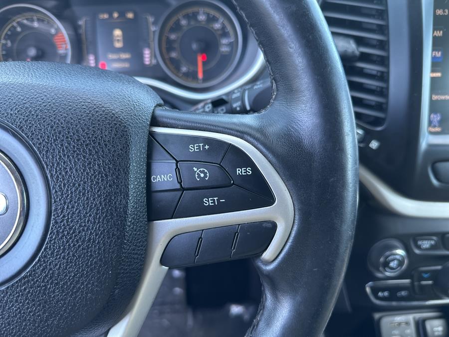 2016 Jeep Cherokee FWD 4dr Latitude, available for sale in Little Ferry, New Jersey | Victoria Preowned Autos Inc. Little Ferry, New Jersey 2016 Jeep Cherokee FWD 4dr Latitude, available for sale in Little Ferry, New Jersey | Victoria Preowned Autos Inc. Little Ferry, New Jersey