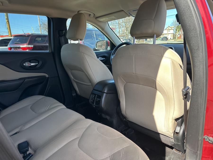 2016 Jeep Cherokee FWD 4dr Latitude, available for sale in Little Ferry, New Jersey | Victoria Preowned Autos Inc. Little Ferry, New Jersey 2016 Jeep Cherokee FWD 4dr Latitude, available for sale in Little Ferry, New Jersey | Victoria Preowned Autos Inc. Little Ferry, New Jersey