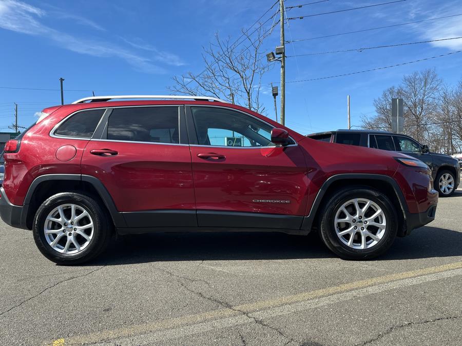 2016 Jeep Cherokee FWD 4dr Latitude, available for sale in Little Ferry, New Jersey | Victoria Preowned Autos Inc. Little Ferry, New Jersey 2016 Jeep Cherokee FWD 4dr Latitude, available for sale in Little Ferry, New Jersey | Victoria Preowned Autos Inc. Little Ferry, New Jersey