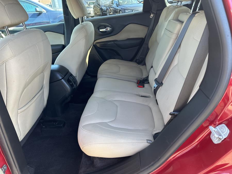 2016 Jeep Cherokee FWD 4dr Latitude, available for sale in Little Ferry, New Jersey | Victoria Preowned Autos Inc. Little Ferry, New Jersey 2016 Jeep Cherokee FWD 4dr Latitude, available for sale in Little Ferry, New Jersey | Victoria Preowned Autos Inc. Little Ferry, New Jersey