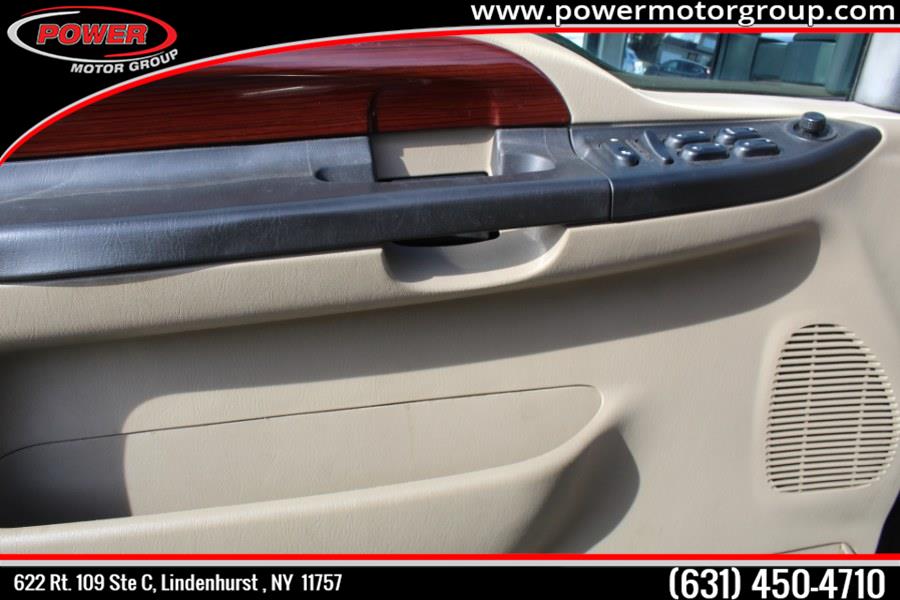 2007 Ford Super Duty F-350 SRW 4WD Crew Cab 156" XLT, available for sale in Lindenhurst, New York | Power Motor Group. Lindenhurst, New York 2007 Ford Super Duty F-350 SRW 4WD Crew Cab 156" XLT, available for sale in Lindenhurst, New York | Power Motor Group. Lindenhurst, New York
