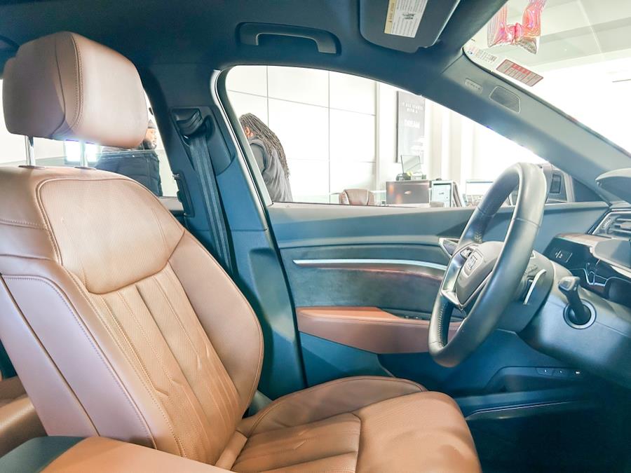 2019 Audi e-tron Prestige quattro, available for sale in Franklin Square, New York | Luxury Motor Club. Franklin Square, New York 2019 Audi e-tron Prestige quattro, available for sale in Franklin Square, New York | Luxury Motor Club. Franklin Square, New York