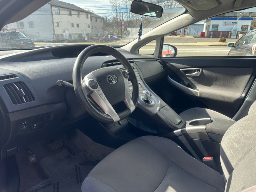 2014 Toyota Prius 5dr HB Four (Natl), available for sale in West Haven, Connecticut | Uzun Auto. West Haven, Connecticut 2014 Toyota Prius 5dr HB Four (Natl), available for sale in West Haven, Connecticut | Uzun Auto. West Haven, Connecticut