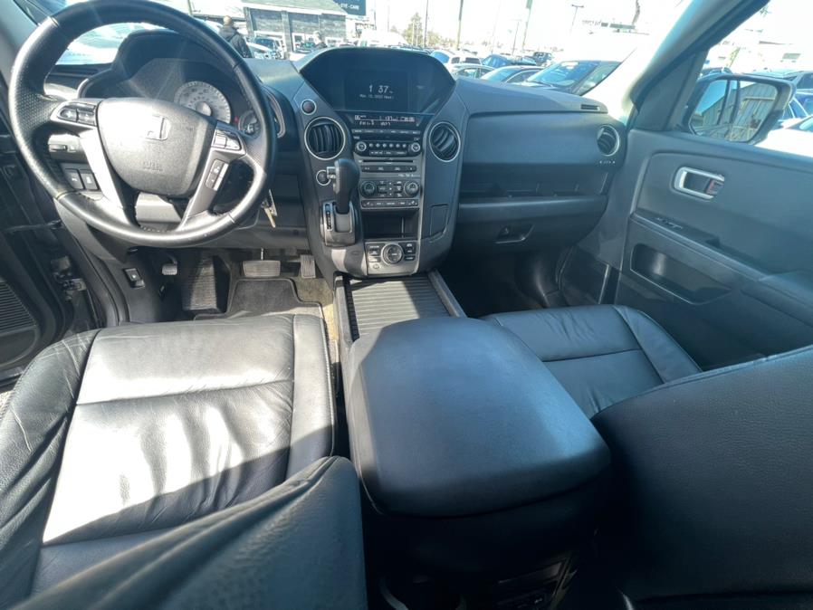 2015 Honda Pilot 4WD 4dr Touring w/RES & Navi, available for sale in Lodi, New Jersey | Route 46 Auto Sales Inc. Lodi, New Jersey 2015 Honda Pilot 4WD 4dr Touring w/RES & Navi, available for sale in Lodi, New Jersey | Route 46 Auto Sales Inc. Lodi, New Jersey