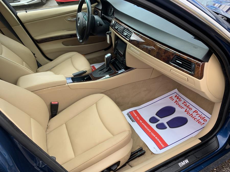 2006 BMW 3 Series 330xi 4dr Sdn AWD, available for sale in Springfield, Massachusetts | Absolute Motors Inc. Springfield, Massachusetts 2006 BMW 3 Series 330xi 4dr Sdn AWD, available for sale in Springfield, Massachusetts | Absolute Motors Inc. Springfield, Massachusetts