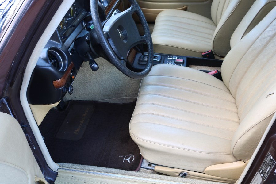 1980 Mercedes-Benz 300 Series 4dr Sedan 300D 3.0, available for sale in Bristol, Connecticut | Dealmax Motors LLC. Bristol, Connecticut 1980 Mercedes-Benz 300 Series 4dr Sedan 300D 3.0, available for sale in Bristol, Connecticut | Dealmax Motors LLC. Bristol, Connecticut