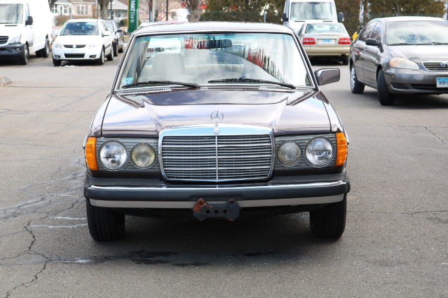 1980 Mercedes-Benz 300 Series 4dr Sedan 300D 3.0, available for sale in Bristol, Connecticut | Dealmax Motors LLC. Bristol, Connecticut 1980 Mercedes-Benz 300 Series 4dr Sedan 300D 3.0, available for sale in Bristol, Connecticut | Dealmax Motors LLC. Bristol, Connecticut