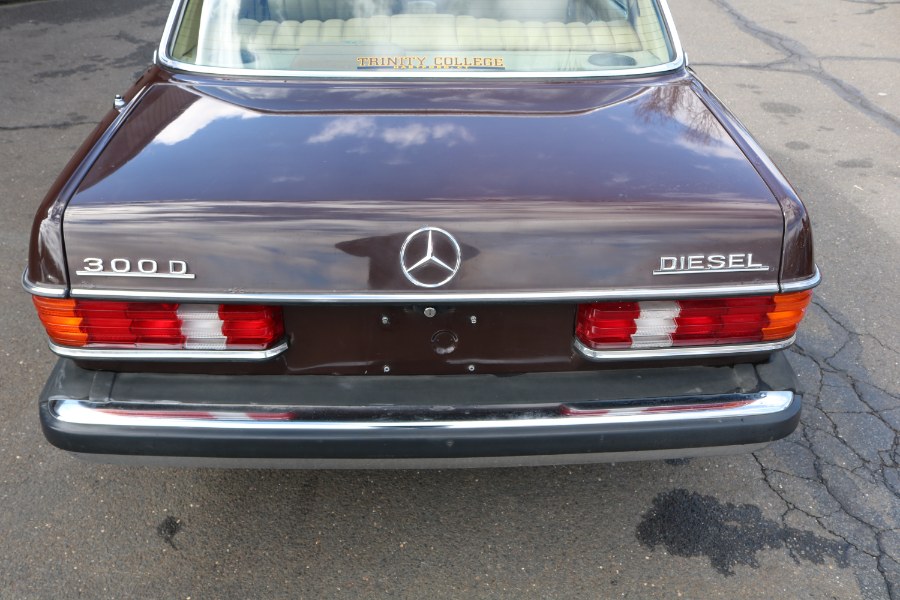 1980 Mercedes-Benz 300 Series 4dr Sedan 300D 3.0, available for sale in Bristol, Connecticut | Dealmax Motors LLC. Bristol, Connecticut 1980 Mercedes-Benz 300 Series 4dr Sedan 300D 3.0, available for sale in Bristol, Connecticut | Dealmax Motors LLC. Bristol, Connecticut