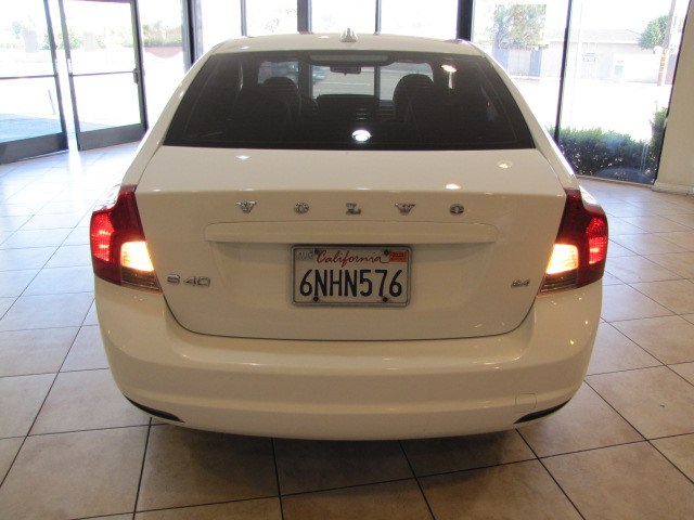 2009 Volvo S40 4dr Sdn 2.4L FWD w/Sunroof, available for sale in Placentia, California | Auto Network Group Inc. Placentia, California 2009 Volvo S40 4dr Sdn 2.4L FWD w/Sunroof, available for sale in Placentia, California | Auto Network Group Inc. Placentia, California