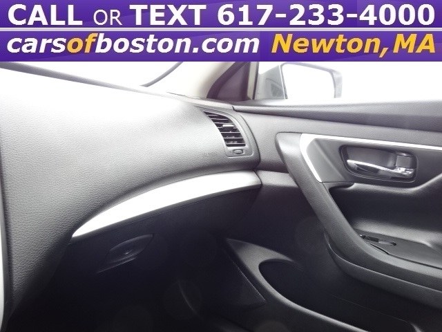 2016 Nissan Altima 4dr Sdn I4 2.5 S, available for sale in Newton, Massachusetts | Cars of Boston. Newton, Massachusetts 2016 Nissan Altima 4dr Sdn I4 2.5 S, available for sale in Newton, Massachusetts | Cars of Boston. Newton, Massachusetts