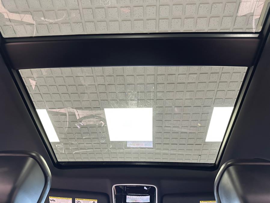 2018 Land Rover Range Rover V6 Supercharged HSE SWB, available for sale in Massapequa Park, New York | Power Motors East. Massapequa Park, New York 2018 Land Rover Range Rover V6 Supercharged HSE SWB, available for sale in Massapequa Park, New York | Power Motors East. Massapequa Park, New York