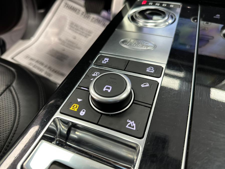 2018 Land Rover Range Rover V6 Supercharged HSE SWB, available for sale in Massapequa Park, New York | Power Motors East. Massapequa Park, New York 2018 Land Rover Range Rover V6 Supercharged HSE SWB, available for sale in Massapequa Park, New York | Power Motors East. Massapequa Park, New York