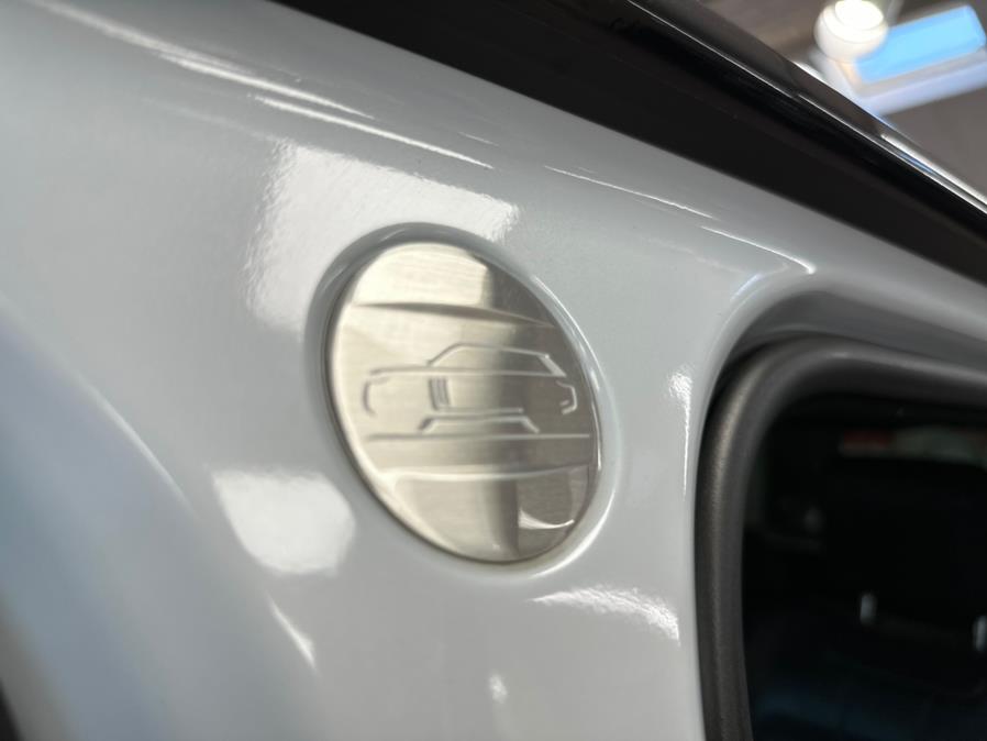 2018 Land Rover Range Rover V6 Supercharged HSE SWB, available for sale in Massapequa Park, New York | Power Motors East. Massapequa Park, New York 2018 Land Rover Range Rover V6 Supercharged HSE SWB, available for sale in Massapequa Park, New York | Power Motors East. Massapequa Park, New York